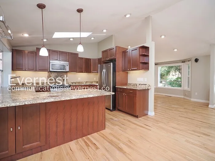 9423 NE 129th Pl — Photo 4