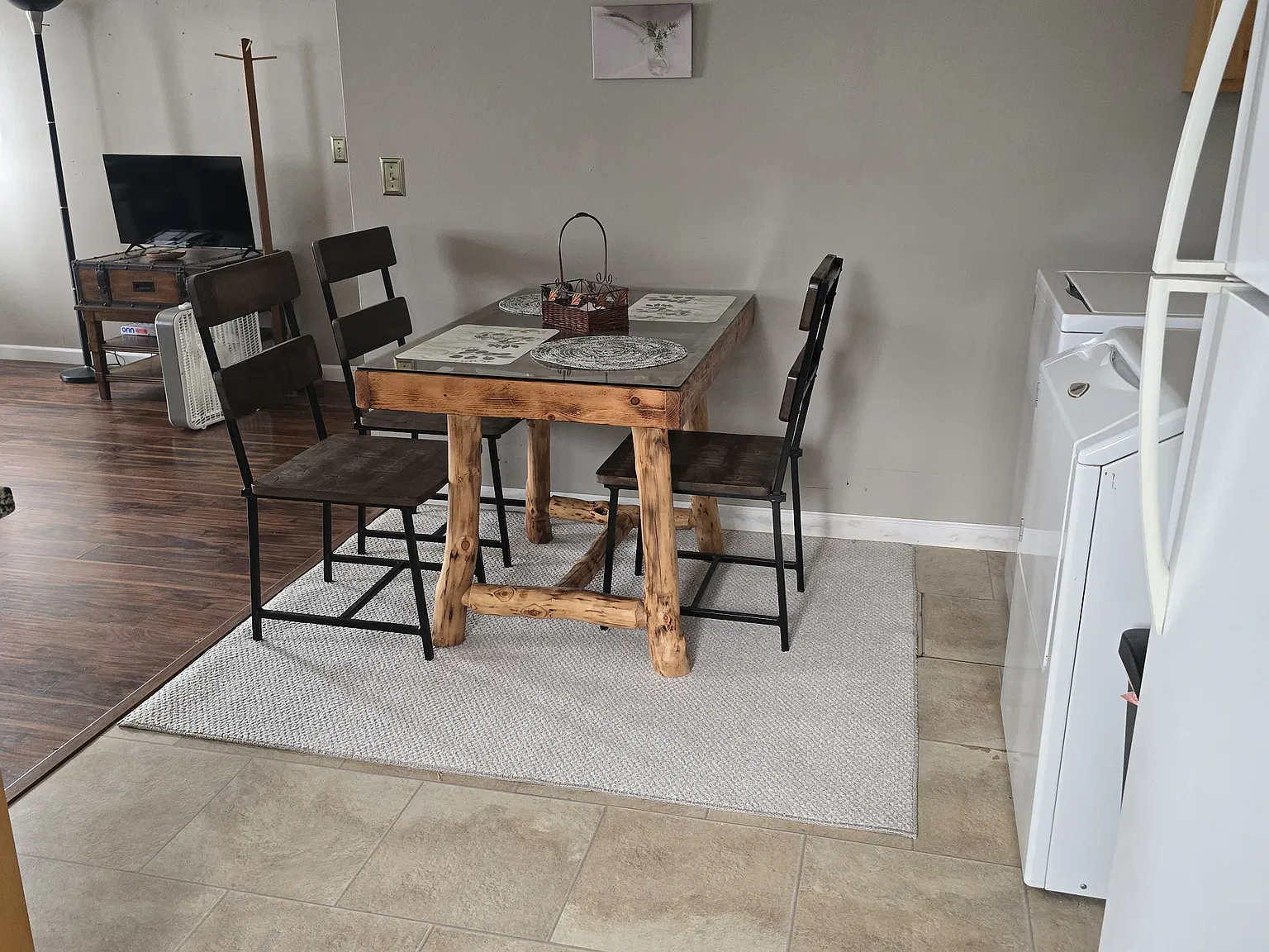 2 bed, 800 sqft, $1,400 — Photo 4