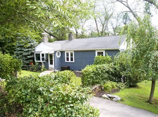 33 Roy St, Worcester, MA 01603