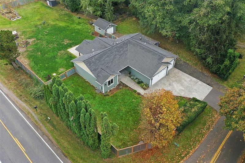 4th image of 3540 Friendly Grove Road NE