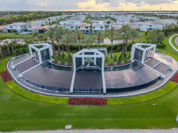 9523 Riverside Park Dr, Boca Raton, FL 33434