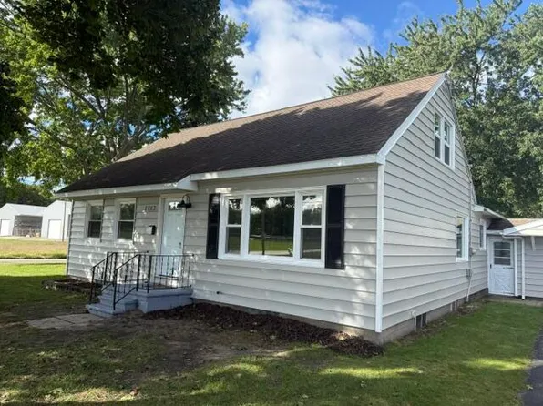 1782 Vine St, Manistee, MI 49660