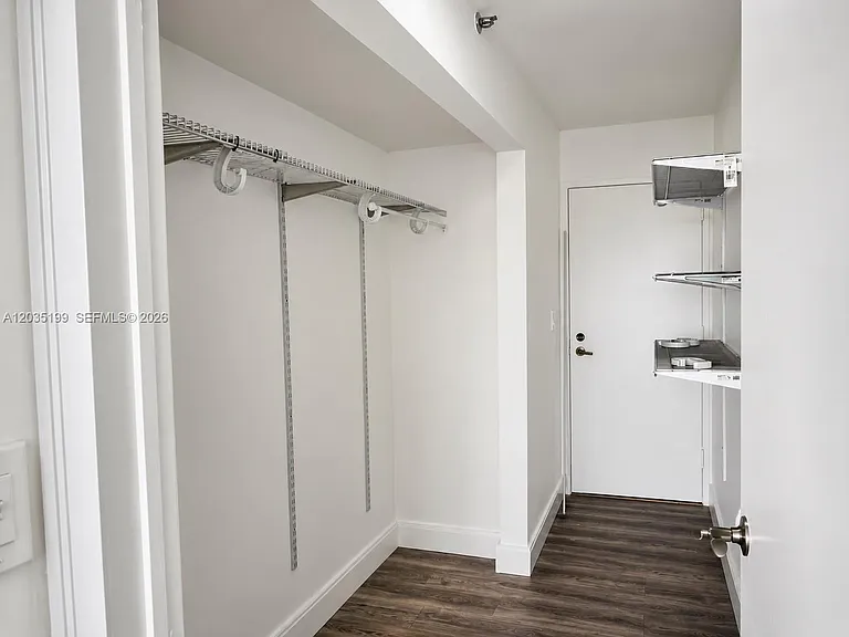 7601 E Treasure Dr #1505 — Photo 17