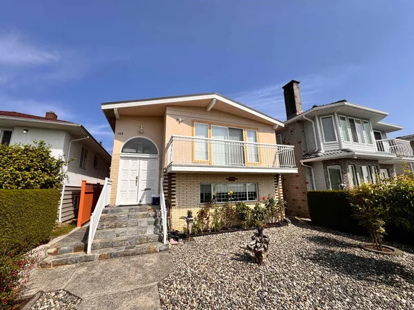 120 Springer Ave, Burnaby, BC V5B 3K3