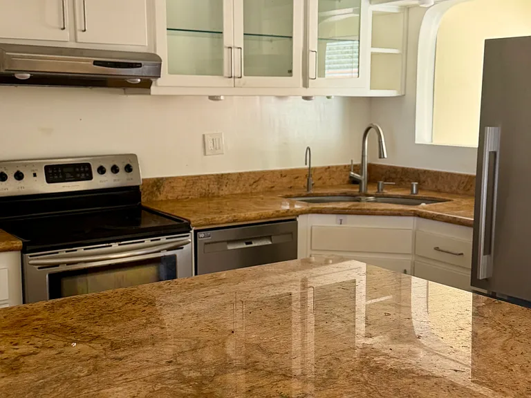 1039 Coast Blvd S #1B — Photo 5