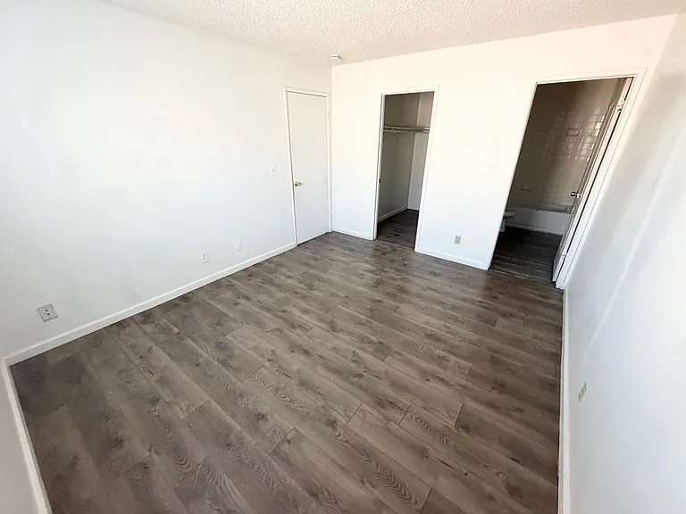 6953 Hopkins Dr #D — Photo 14