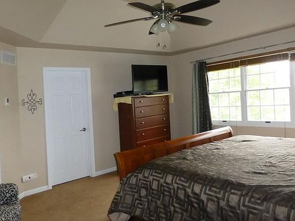 5th image of 3535 Othello Dr