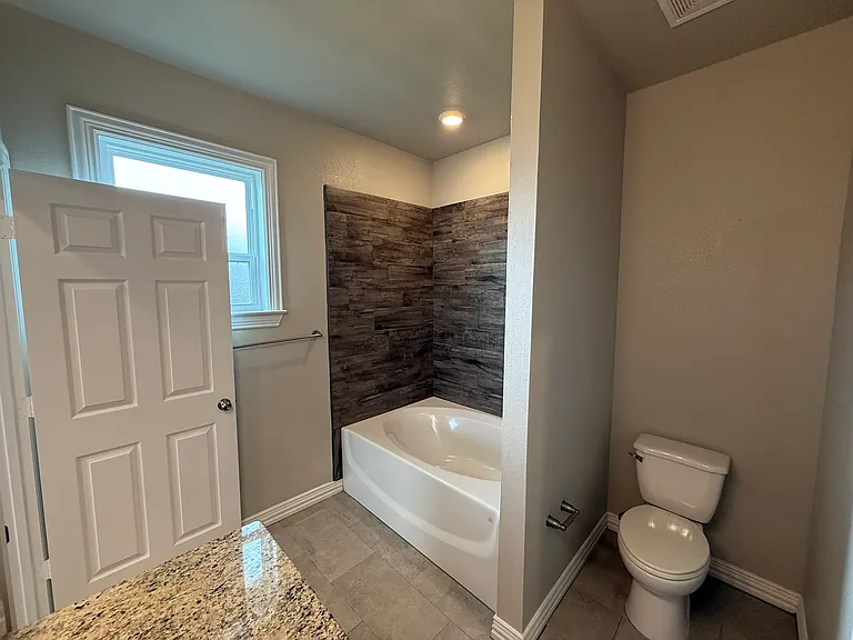 3202 Fenway Cir — Photo 12