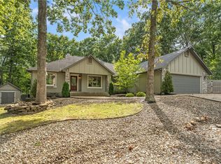 8 Huskins Pl, Bella Vista, AR 72715
