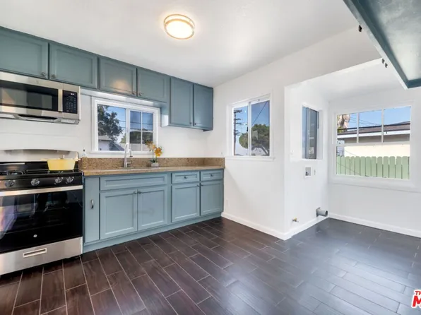 1031 W 121st St, Los Angeles, CA 90044