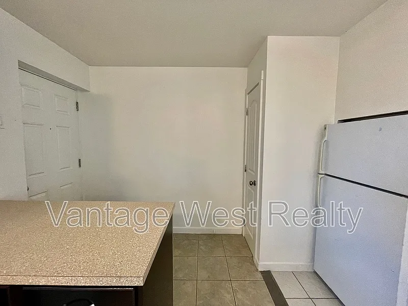 2 bed, 1.0 bath, 750 sqft, $1,425 — Photo 4