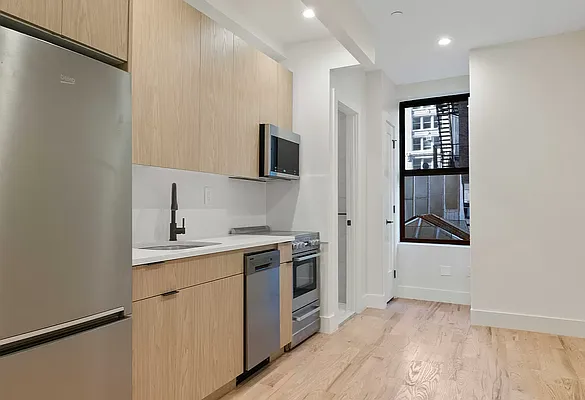 Rented by Dalan Rentals | media 11