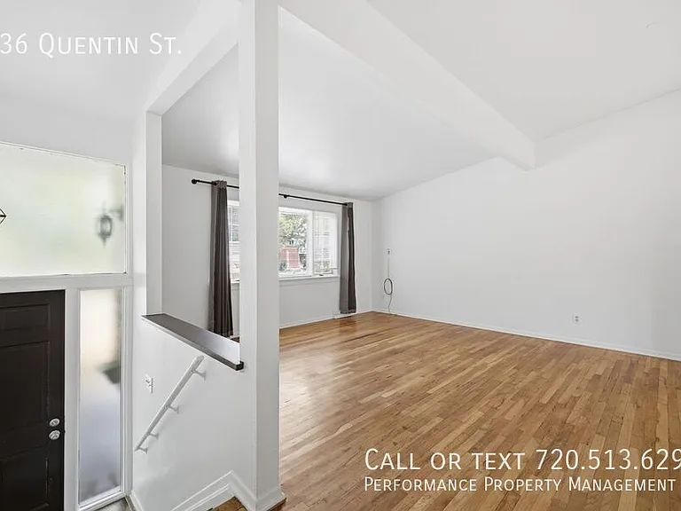 536 Quentin St — Photo 10