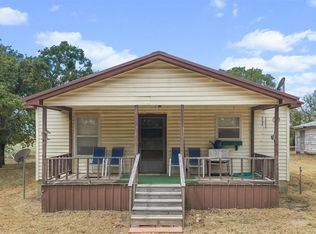 1292 Cox City Rd, Rush Springs, OK 73082