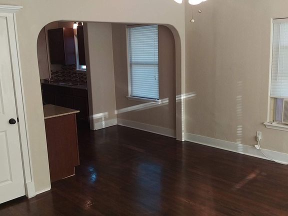 4th image of 1006 Samuels Ave APT 4