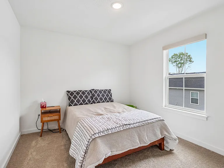 572 Auld Farm Cir — Photo 11