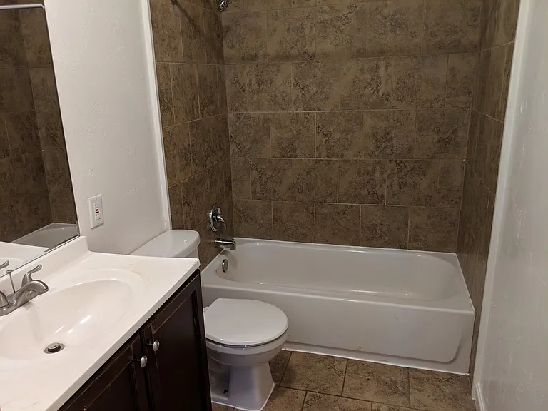 3981 Whitestone Ct — Photo 4