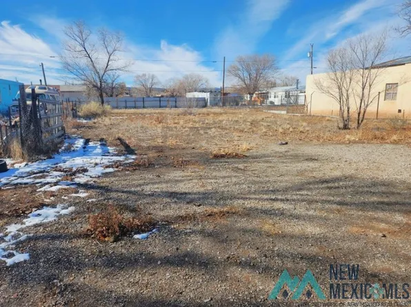 619 Valencia Ave, Milan, NM 87021