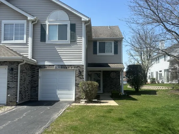 8238 Ripple Rdg, Darien, IL 60561