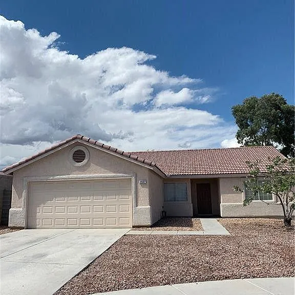 2902 Crisp Wind Ct — Photo 1