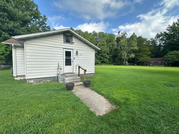 1603 West Rd, West Frankfort, IL 62896