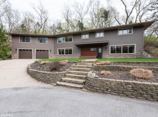 9 Locust Pl, Portage, IN 46368