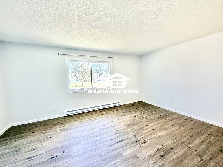 211 S Green St #4 — Photo 12