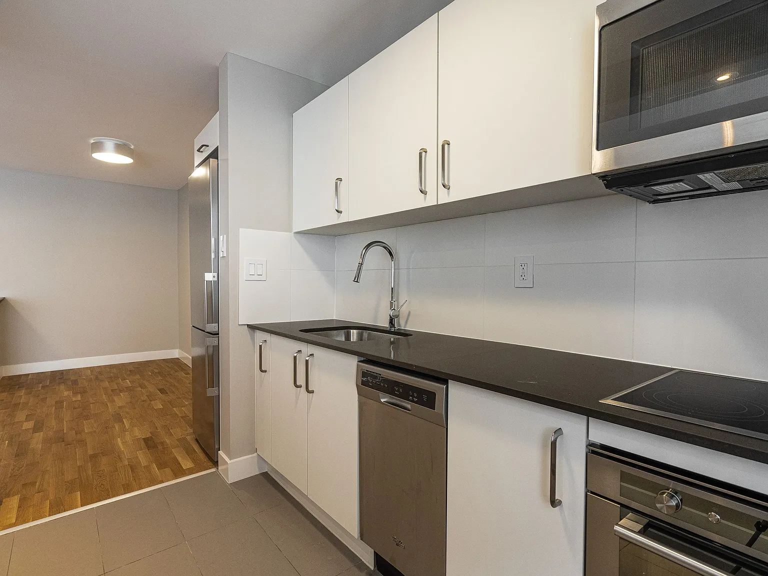 77 Spencer Avenue — Photo 1