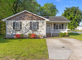 113 Walton Rd, Chesapeake, VA 23320