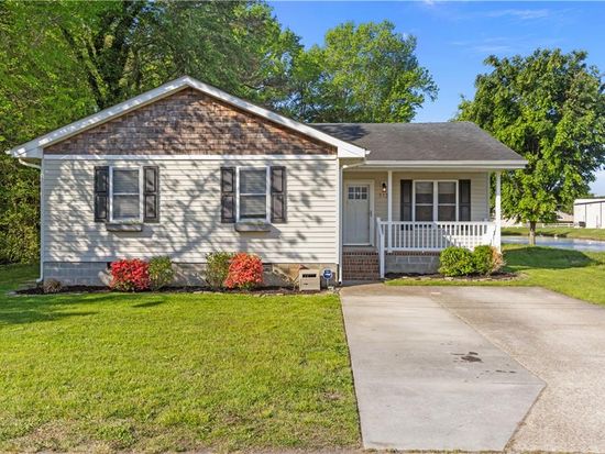 113 Walton Rd, Chesapeake, VA 23320