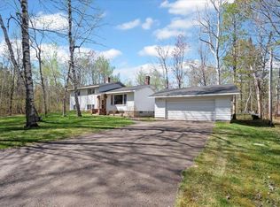 5351 Maple Grove Rd, Hermantown, MN 55811
