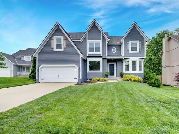 13610 W 116th Ter, Olathe, KS 66062
