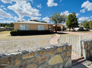1225 N Reymond St, Las Cruces, NM 88005