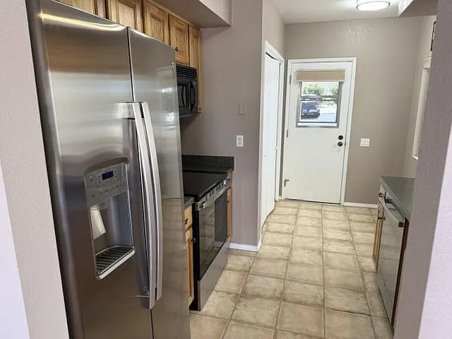 307 N Calle Del Chancero — Photo 3