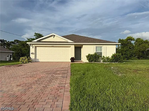 4409 Garden Blvd Photo 1