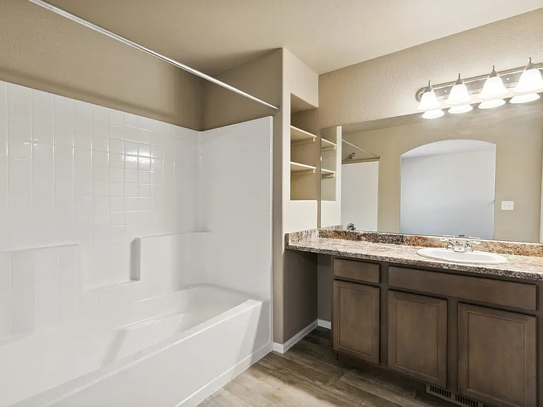 7638 Spruce Pine Grv — Photo 4