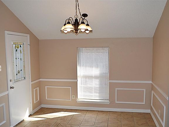 5th image of 517 Mockingbird Dr