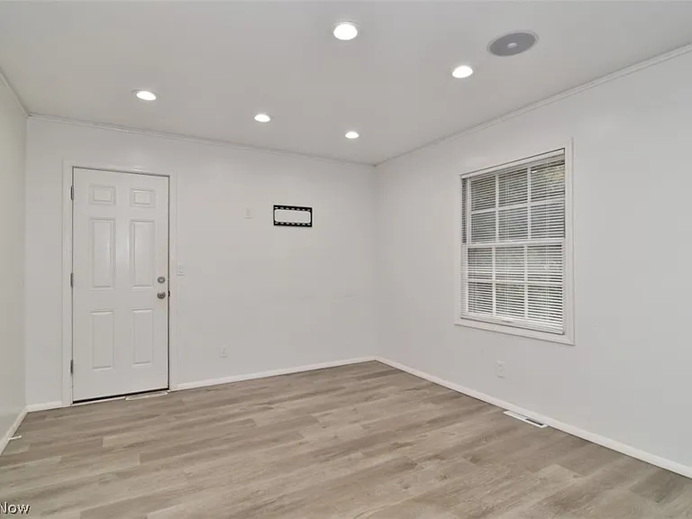 23310 Wendover Dr — Photo 17