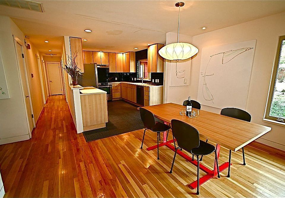1st image of 210 N Sherry Ave