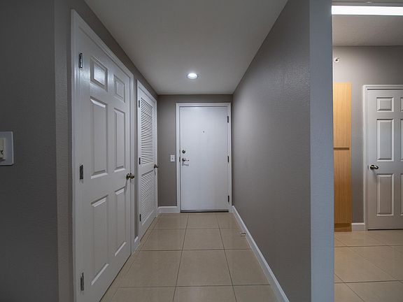 3rd image of 322 E Central Blvd Unit 715