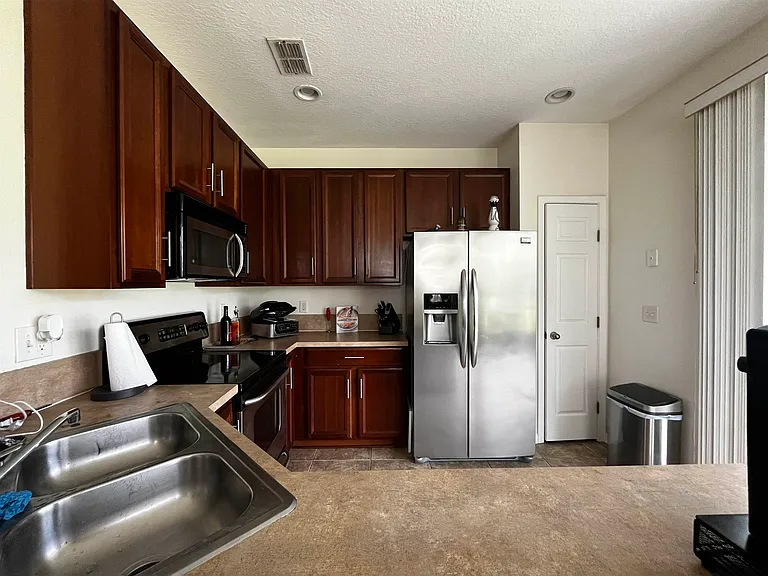 7180 Stonelion Cir — Photo 5