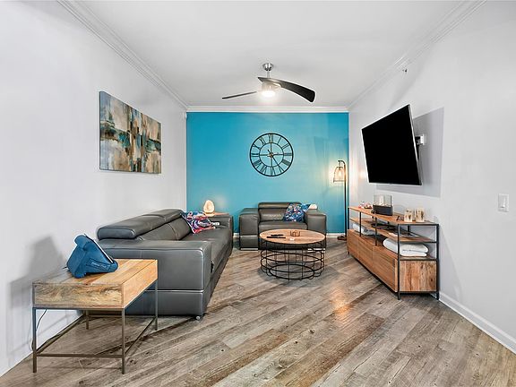 5th image of 2640 Lake Shore Drive #2509