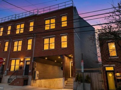 3600 Calumet St, Philadelphia, PA, 19129