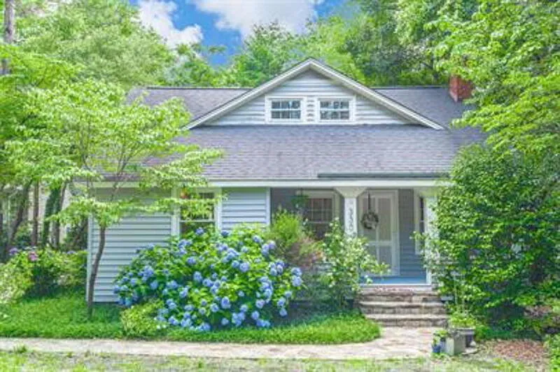 330 E Maine Ave