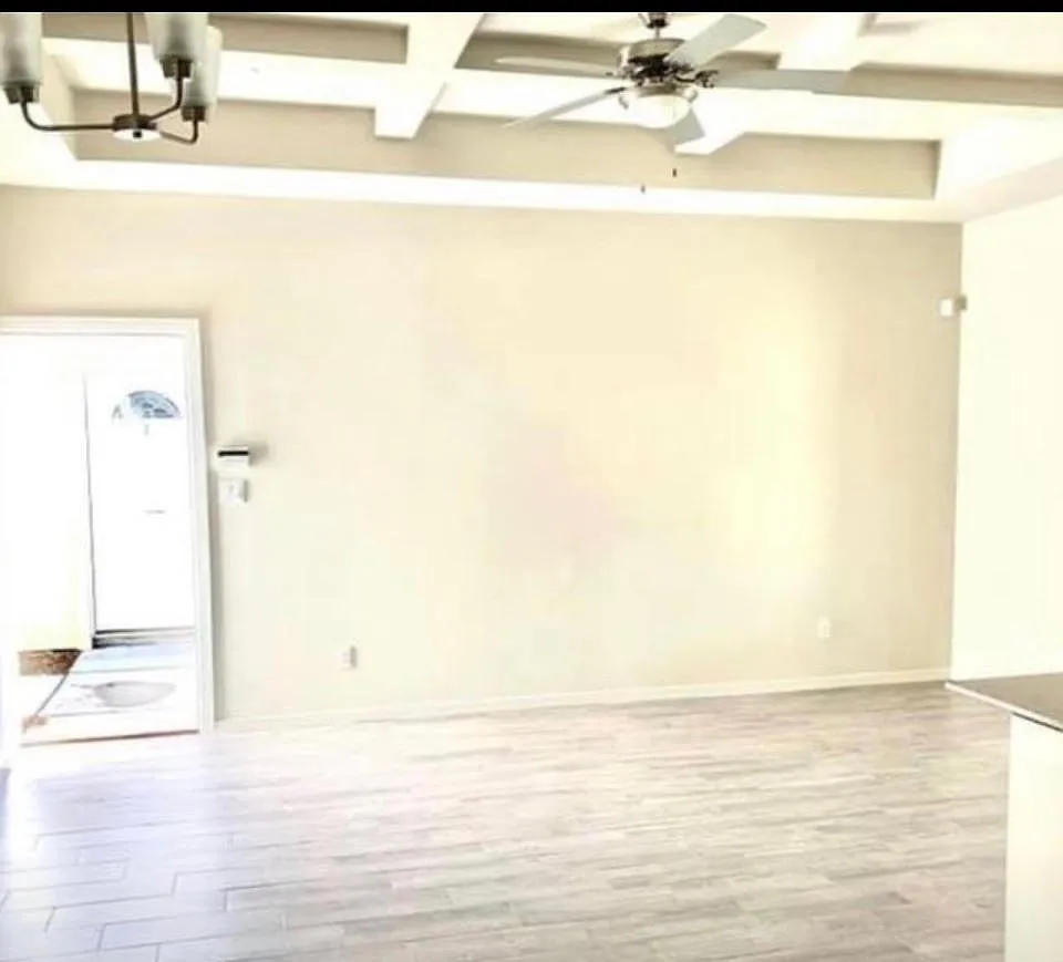 Building Photo - 503 Downing Ave #1
