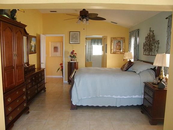 large master bedroom 