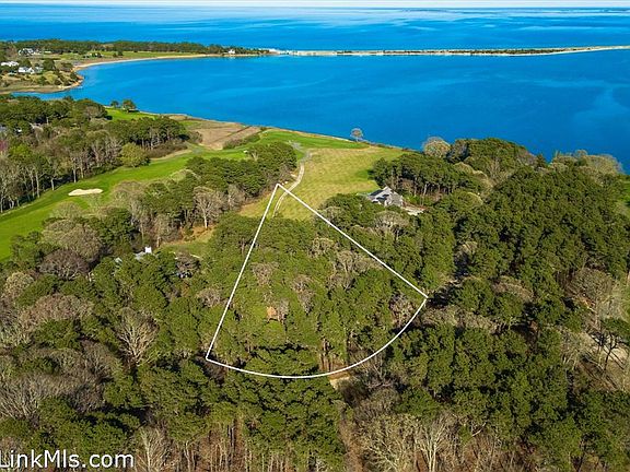 2nd image of 98 Farm Neck Way