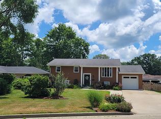 1524 Gates Dr, Rantoul, IL 61866