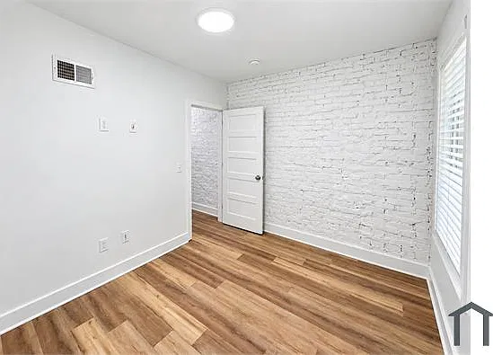 4 bed, $2,328 — Photo 4