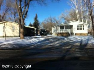 913 E 6th St, Gillette, WY 82716